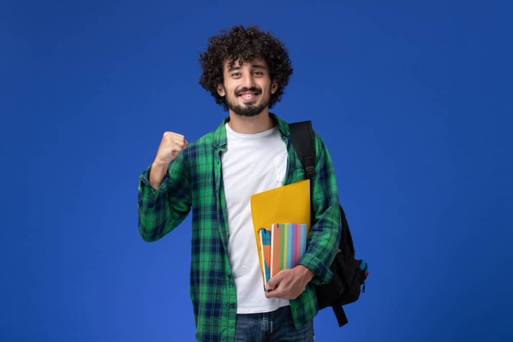 10 Foreign Scholarships For Indian Students To Study Abroad